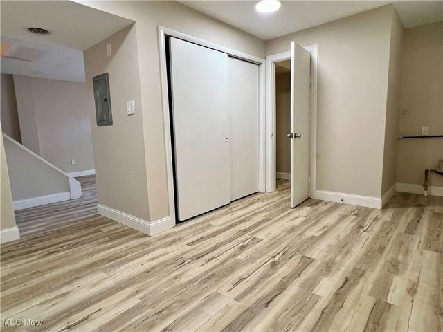 2972 N Turkeyfoot Road, Akron, OH 44319