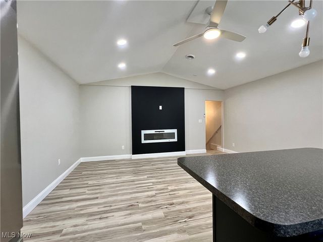 2972 N Turkeyfoot Road, Akron, OH 44319