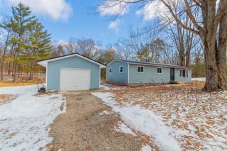 9848 90th Avenue, Mecosta, MI 49332