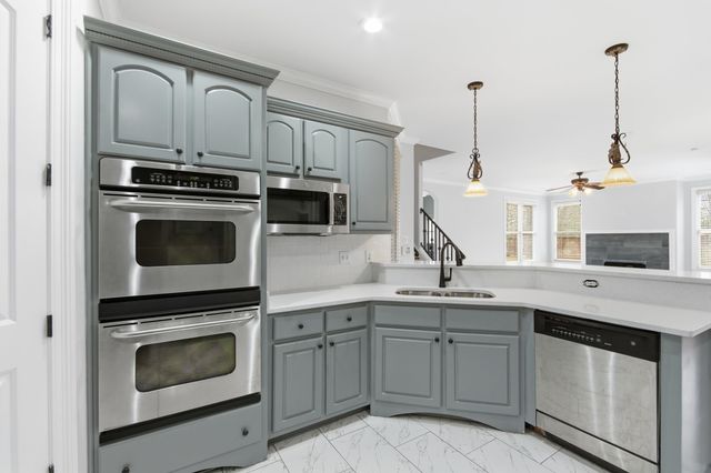 11080 SHELBY POST RD, Collierville, TN 38017