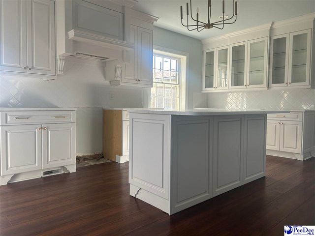 615 E Main St., Lake City, SC 29560