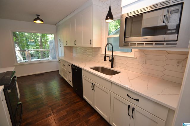 2227 PUP RUN DRIVE, Helena, AL 35080