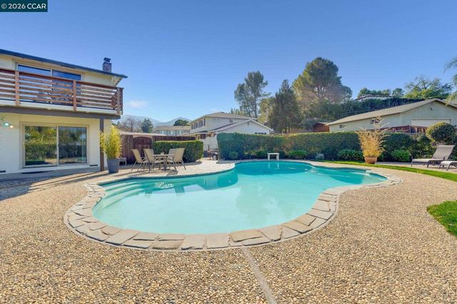 5817 Mitchell Canyon Ct, Clayton, CA 94517