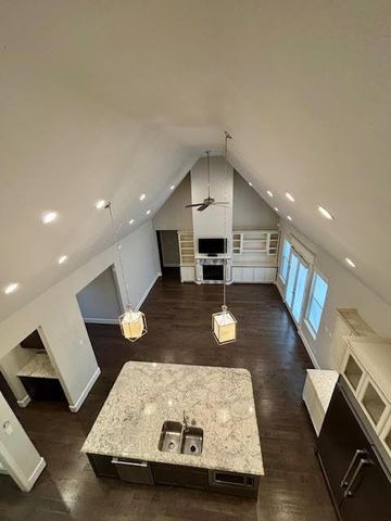 8970 Navigation Circle, Montgomery, TX 77316