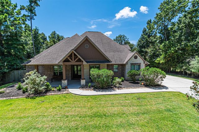 8970 Navigation Circle, Montgomery, TX 77316