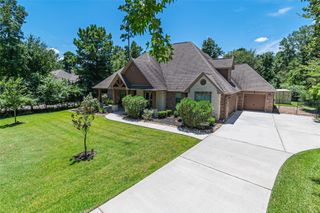 8970 Navigation Circle, Montgomery, TX 77316