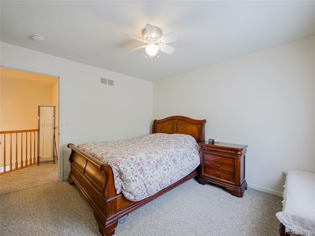 2931 Briarwood Drive, Troy, MI 48085