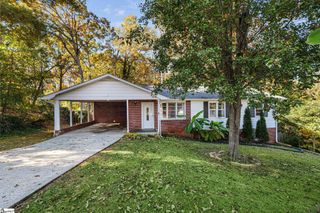 12 Harbor Drive, Greenville, SC 29611