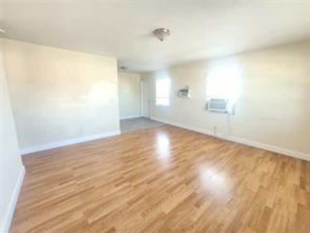 1133 W 28th Street, West Palm Beach, FL 33404