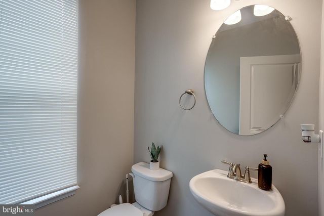 104 LEVIS DR, Mount Holly, NJ 08060