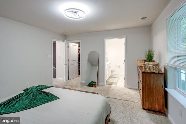 104 LEVIS DR, Mount Holly, NJ 08060