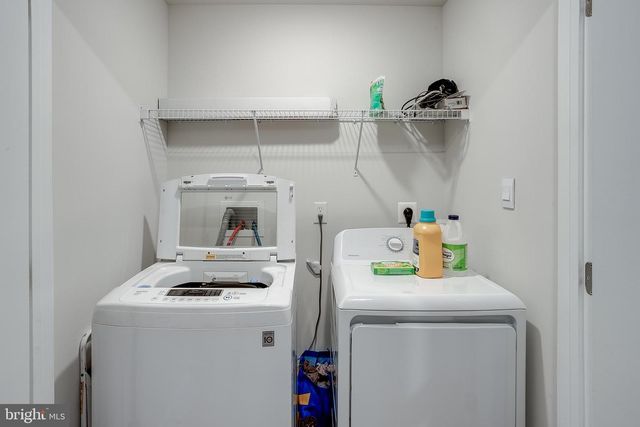 104 LEVIS DR, Mount Holly, NJ 08060