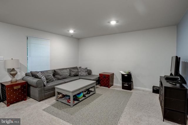 104 LEVIS DR, Mount Holly, NJ 08060