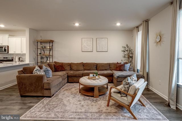 104 LEVIS DR, Mount Holly, NJ 08060