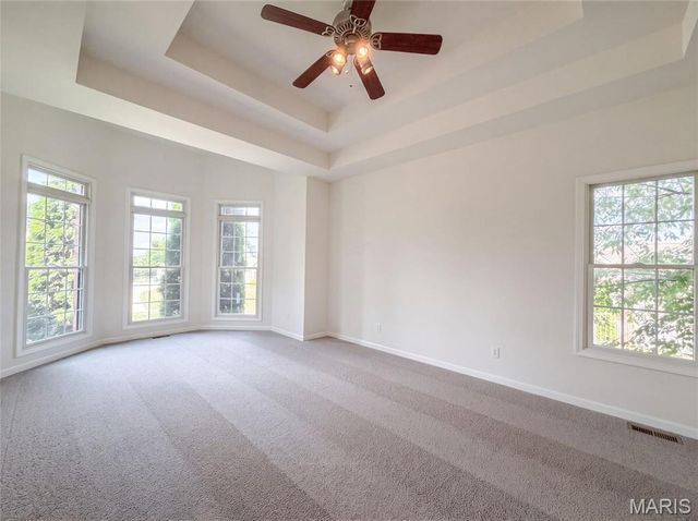 120 Fox Hill Court, Edwardsville, IL 62025