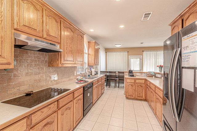 5724 Table Rock Drive, Fort Worth, TX 76131