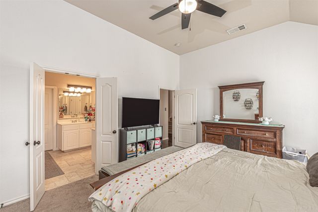5724 Table Rock Drive, Fort Worth, TX 76131