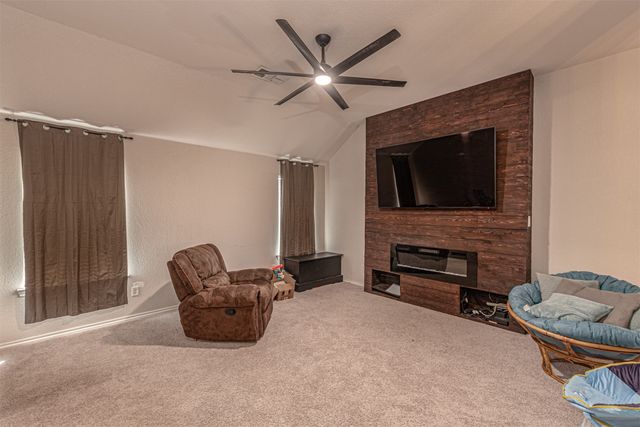 5724 Table Rock Drive, Fort Worth, TX 76131
