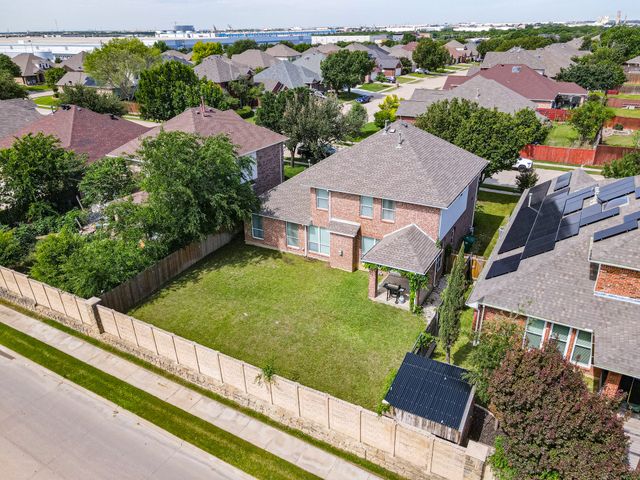 5724 Table Rock Drive, Fort Worth, TX 76131