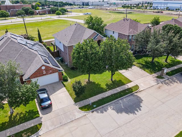 5724 Table Rock Drive, Fort Worth, TX 76131