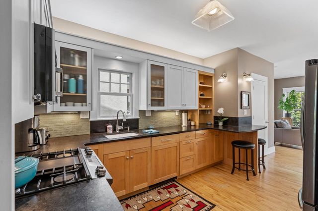 4825 Girard Avenue S, Minneapolis, MN 55419