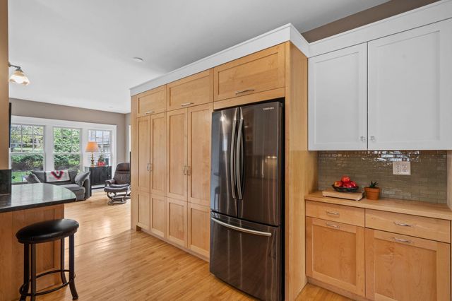 4825 Girard Avenue S, Minneapolis, MN 55419
