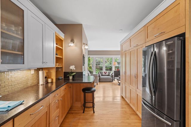 4825 Girard Avenue S, Minneapolis, MN 55419