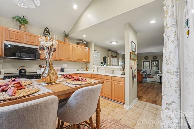 8331 Christmas Court 5401, Charlotte, NC 28216