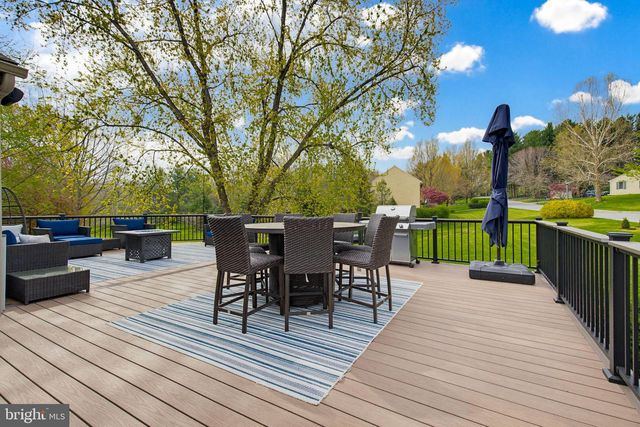 1001 FIELDSTONE CT, Lancaster, PA 17603