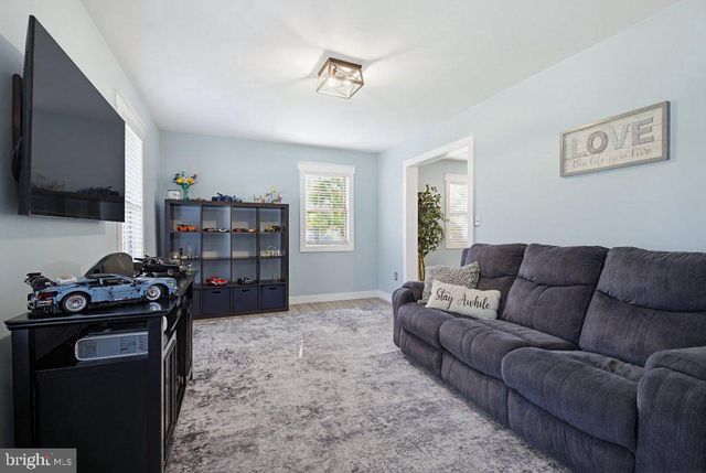 1001 FIELDSTONE CT, Lancaster, PA 17603