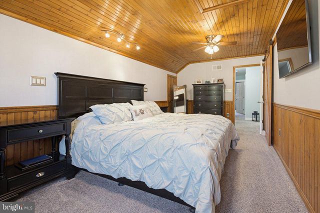 1001 FIELDSTONE CT, Lancaster, PA 17603