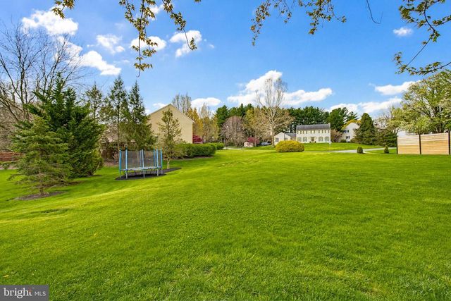 1001 FIELDSTONE CT, Lancaster, PA 17603