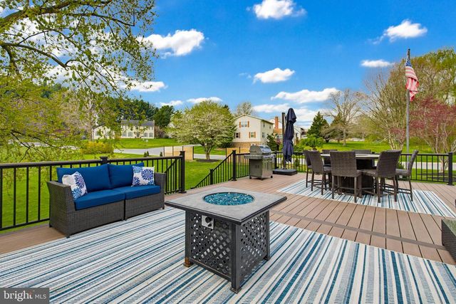 1001 FIELDSTONE CT, Lancaster, PA 17603