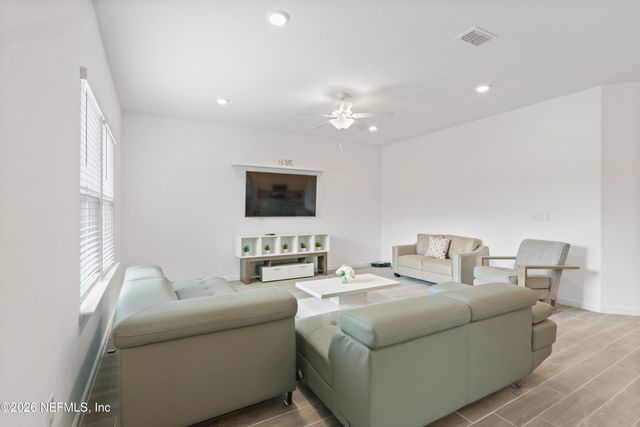 9840 LEMON BALM Way, Jacksonville, FL 32219