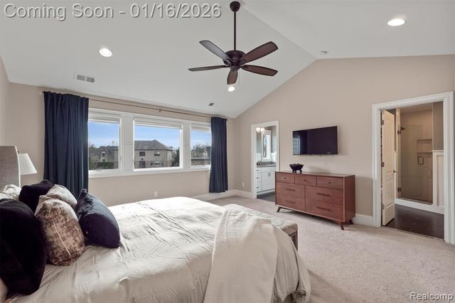 3575 Royal Berkshire Lane, Oakland, MI 48363