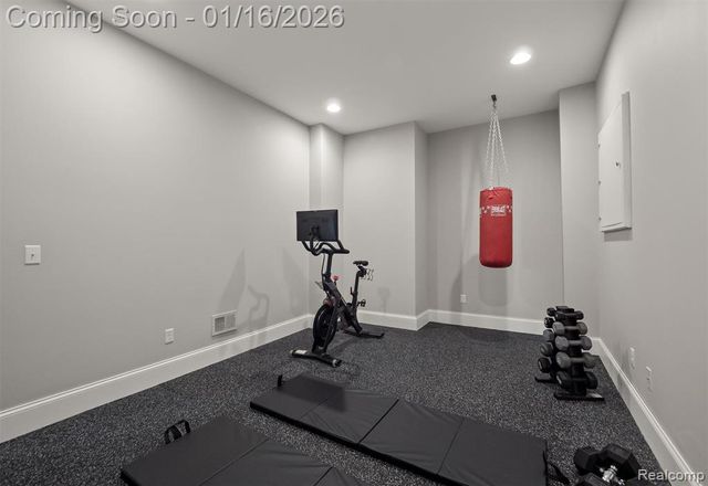 3575 Royal Berkshire Lane, Oakland, MI 48363