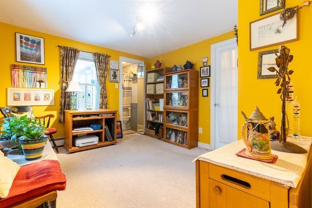 76 Business St, Boston, MA 02136