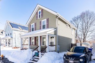 76 Business St, Boston, MA 02136