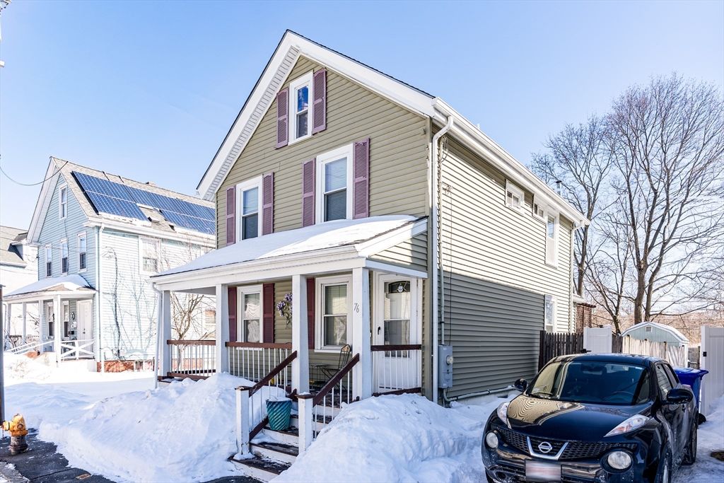 76 Business St, Boston, MA 02136