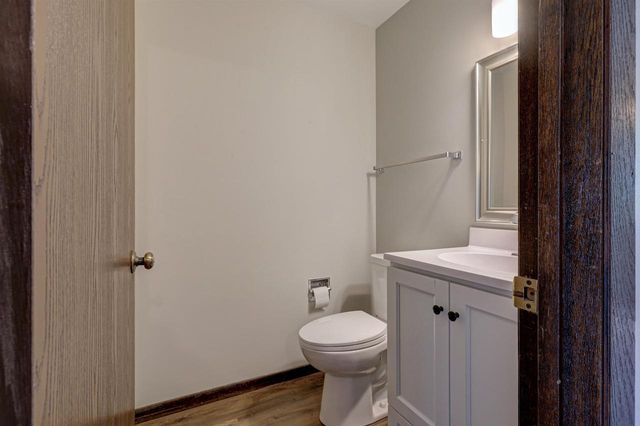 1825 W BREWSTER STREET, Appleton, WI 54942