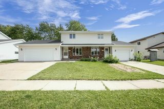 1825 W BREWSTER STREET, Appleton, WI 54942