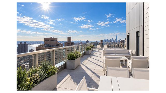 325 Lexington Ave Apt 25A, New York City, NY 10016