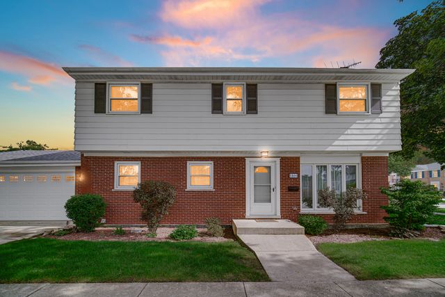 1800 W Sibley Street, Park Ridge, IL 60068