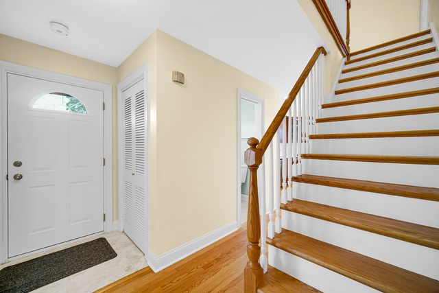 1800 W Sibley Street, Park Ridge, IL 60068