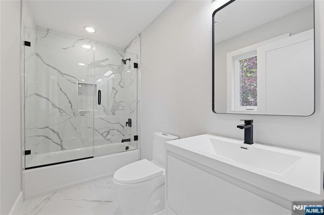 765 7th Avenue, River Edge, NJ 07661