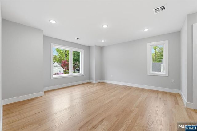 765 7th Avenue, River Edge, NJ 07661