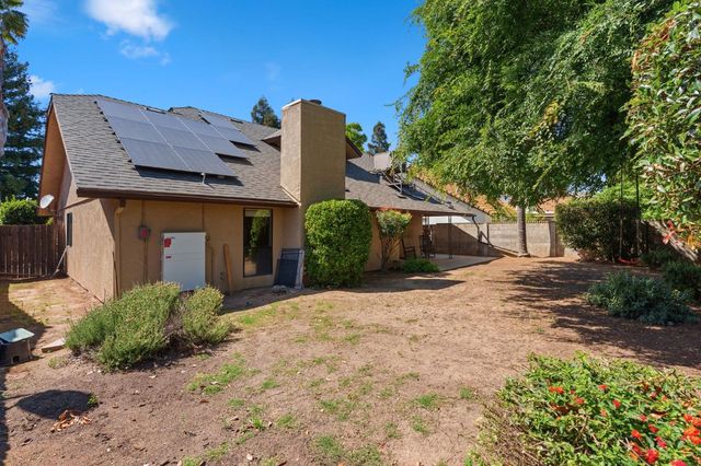 7718 N Woodrow Avenue, Fresno, CA 93720