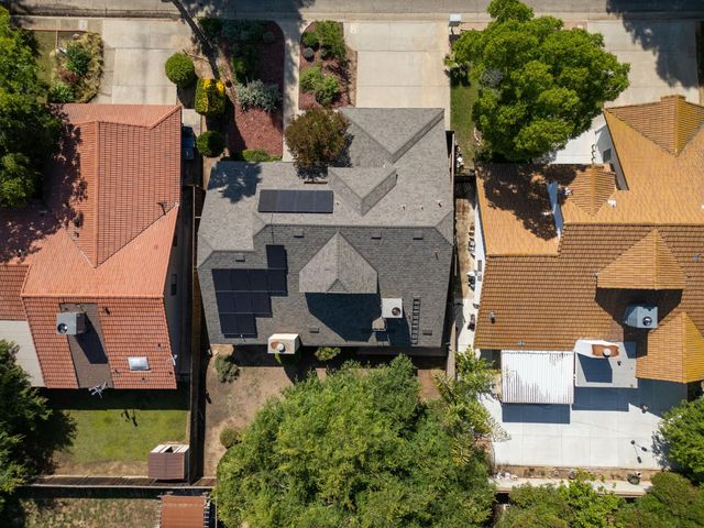 7718 N Woodrow Avenue, Fresno, CA 93720