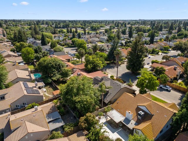 7718 N Woodrow Avenue, Fresno, CA 93720