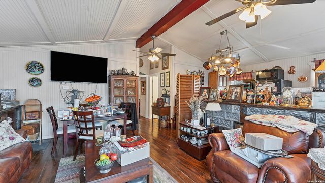 326 Cedar Dr, Canyon Lake, TX 78133